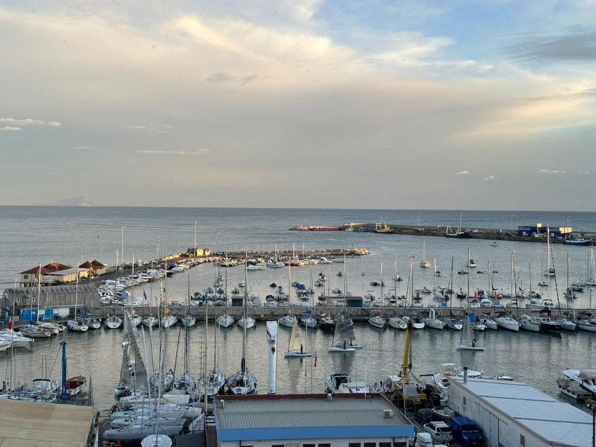 Ferienwohnung Mare Cibo E Relax Ad Anzio Exterior foto